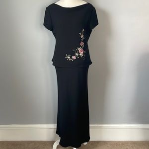 Vintage 80s - 90s S. L. Fashions Embroidered Black Maxi